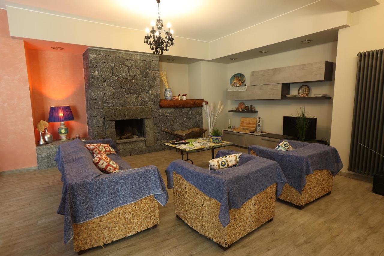 Villa Casa Delle Foglie à San Giovanni La Punta Extérieur photo