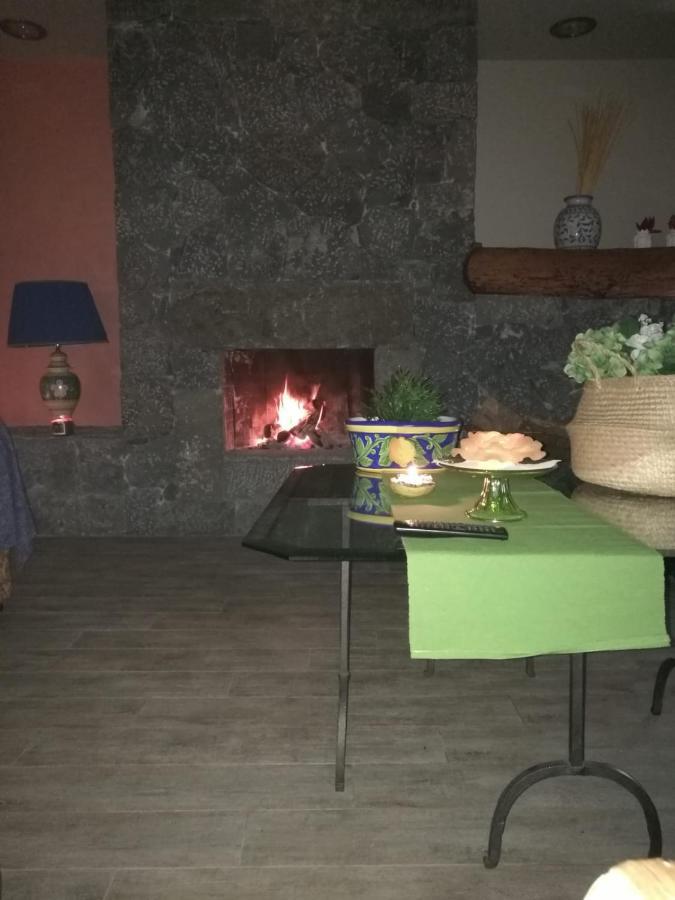 Villa Casa Delle Foglie à San Giovanni La Punta Extérieur photo